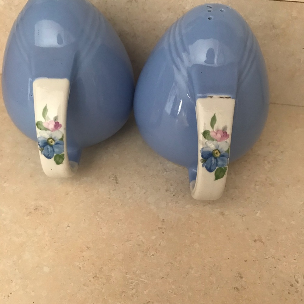 Price reduced Rose Parade Vintage Salt & Pepper Shakers